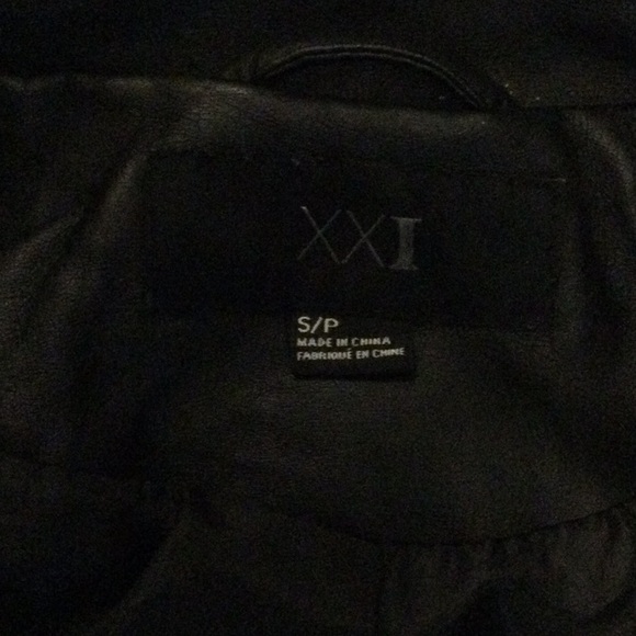 Faux Leather like Jacket - Picture 4 of 9